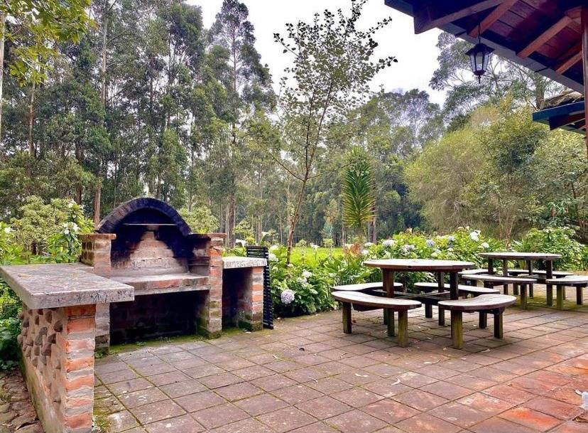 オタバロ Hacienda San Juan De La Vega Bed & Breakfast エクステリア 写真