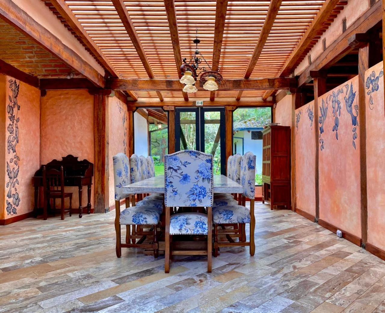 オタバロ Hacienda San Juan De La Vega Bed & Breakfast エクステリア 写真